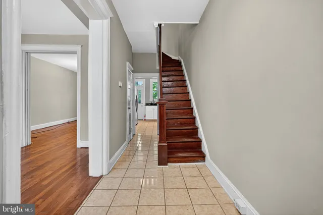 a view of an entryway