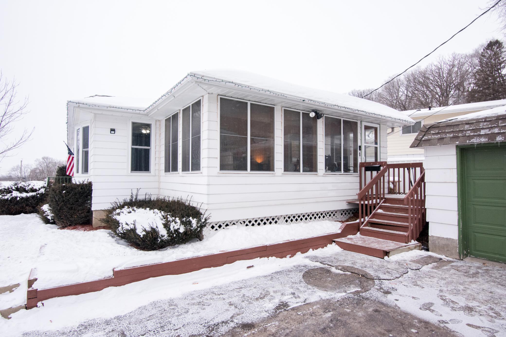 1403 15th Street Northeast Rochester, MN 55906 - Photo 2 of 43