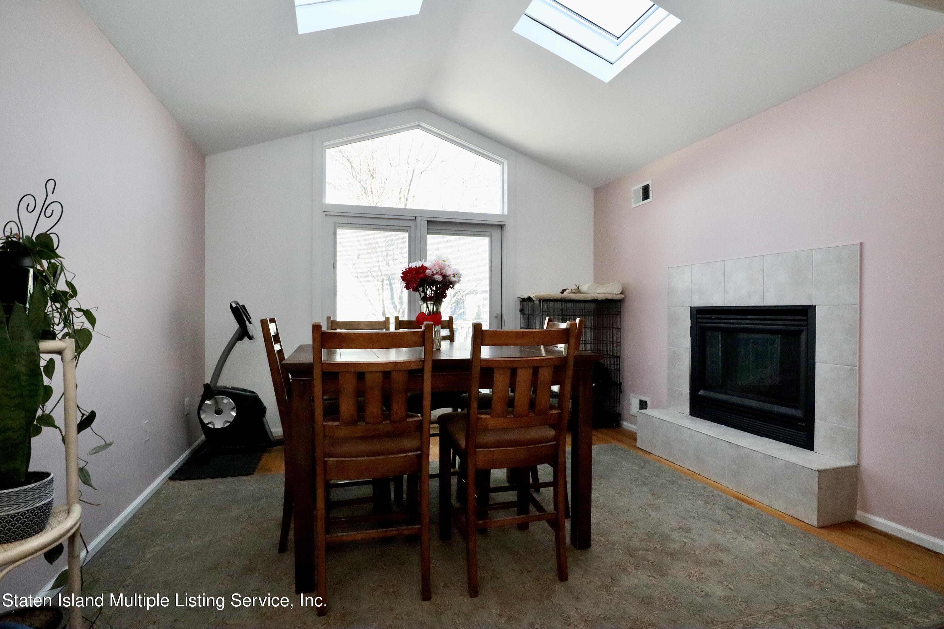 4 Midland Road Staten Island, NY 10308 - Photo 3 of 18 IMG_4818
