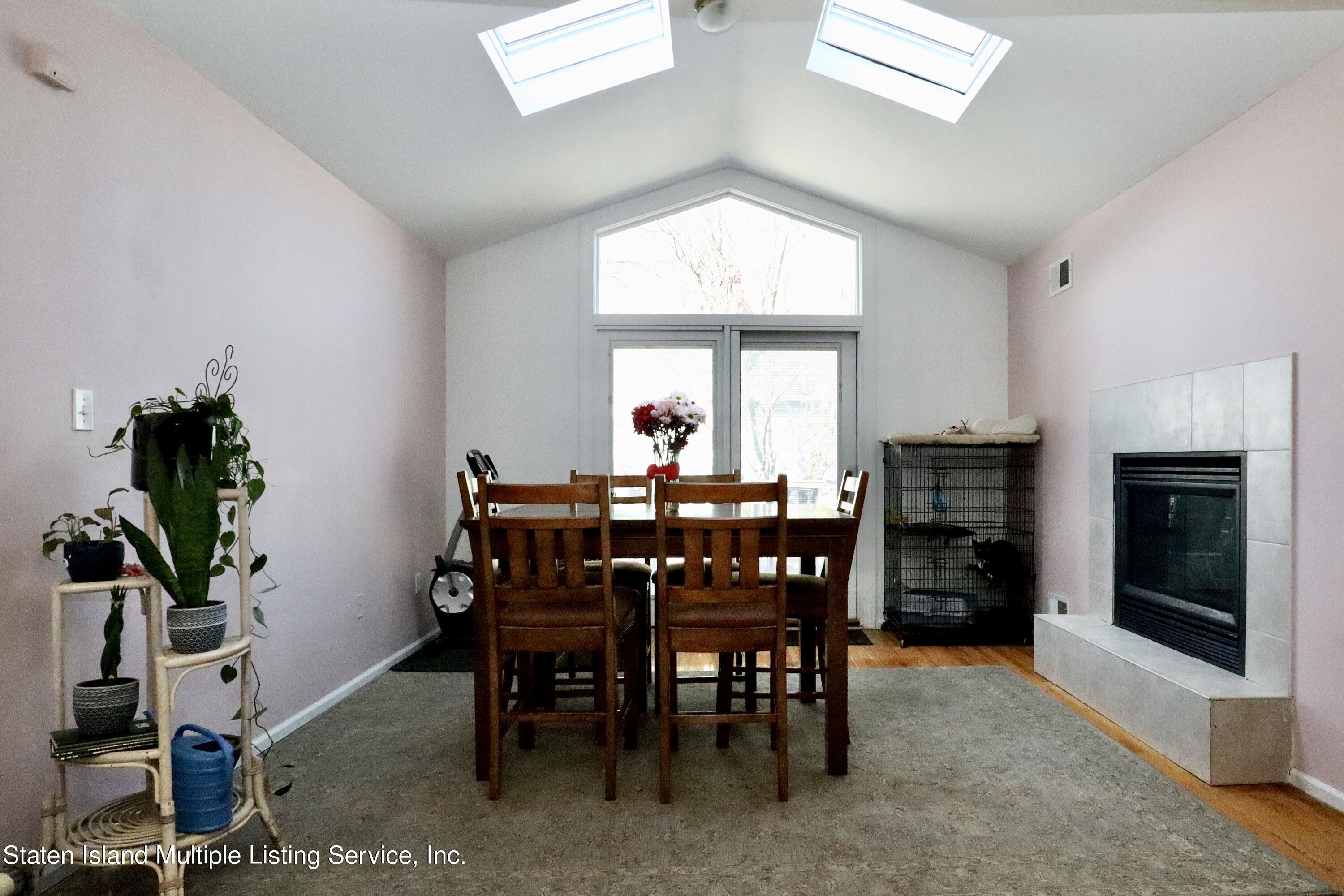 4 Midland Road Staten Island, NY 10308 - Photo 4 of 18 IMG_4823