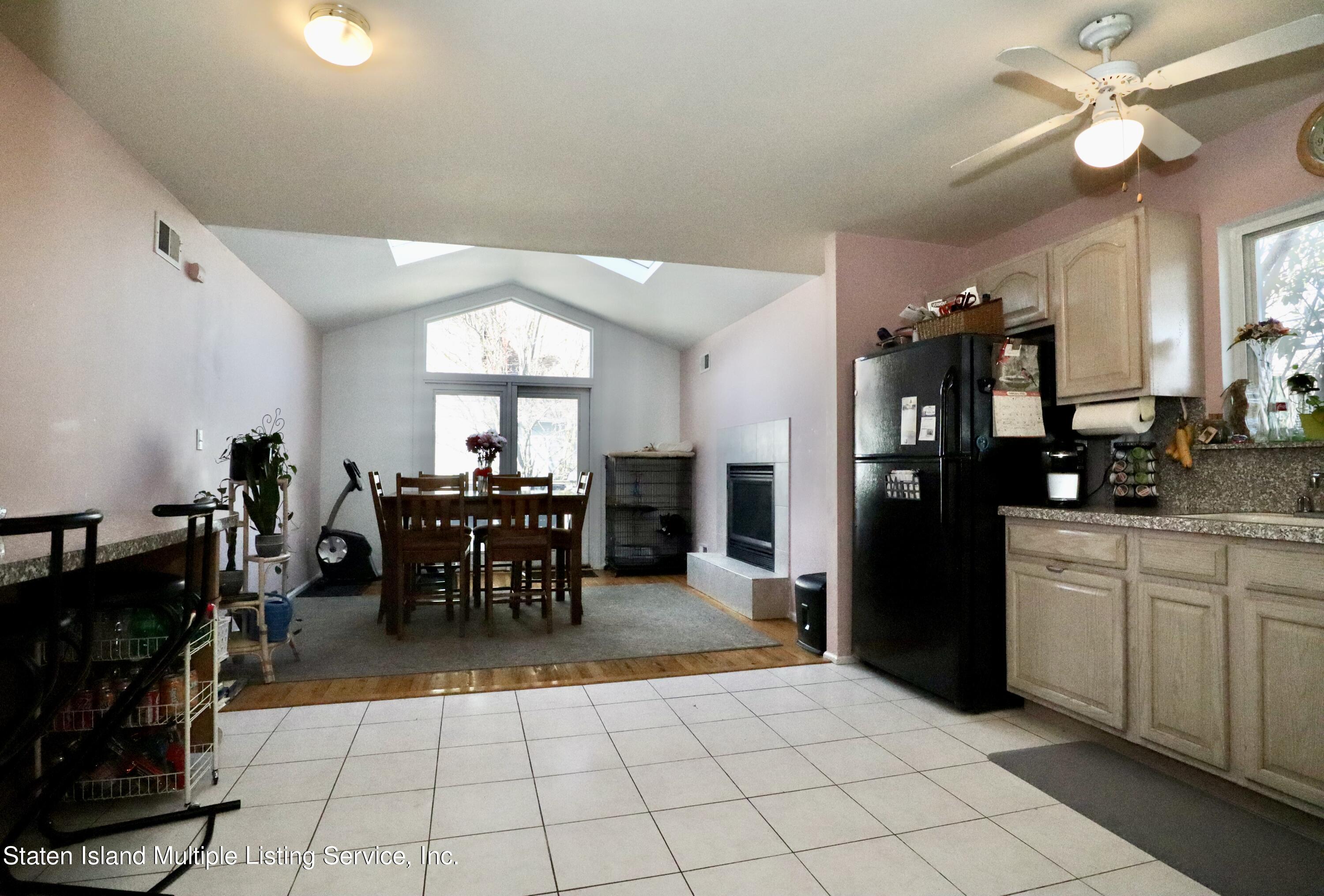 4 Midland Road Staten Island, NY 10308 - Photo 5 of 18 IMG_4827