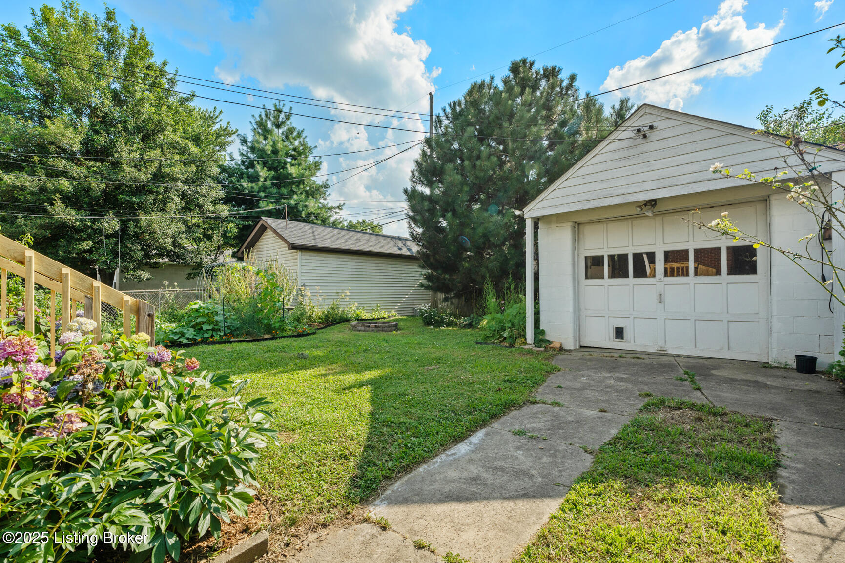 2414 Sherry Road Louisville, KY 40217 - Photo 31 of 33 DSC02399
