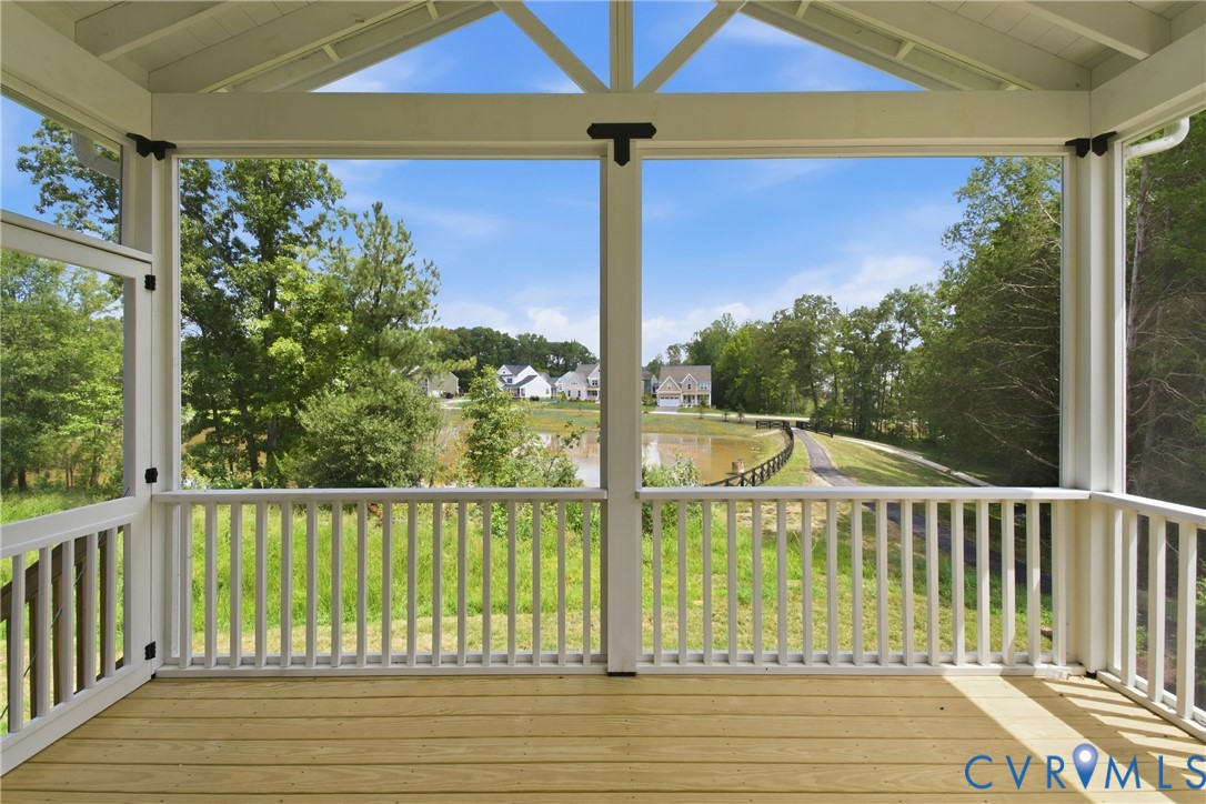 4013 Robins Ridge Drive Moseley, VA 23120 - Photo 27 of 33 16x12 vaulted screen porch