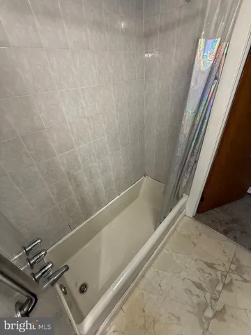 $278,000 | 525 Bridgeboro Street, Riverside, NJ 08075