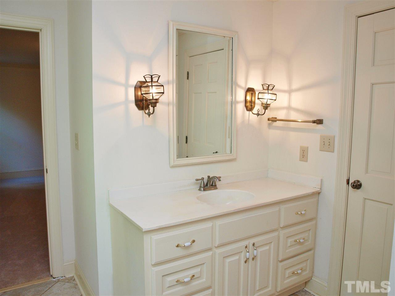 5100 Tanglewild Drive Raleigh, NC 27613 - Photo 17 of 28