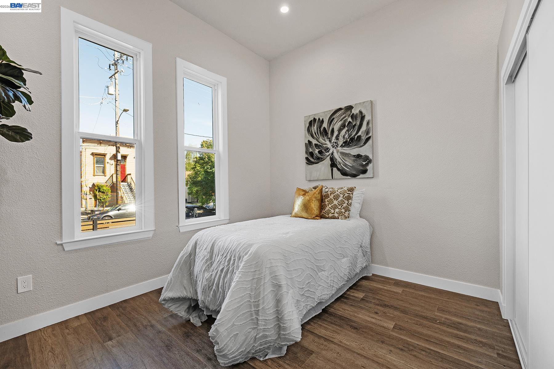 1515 Center Street Oakland, CA 94607 - Photo 14 of 30 Downstairs