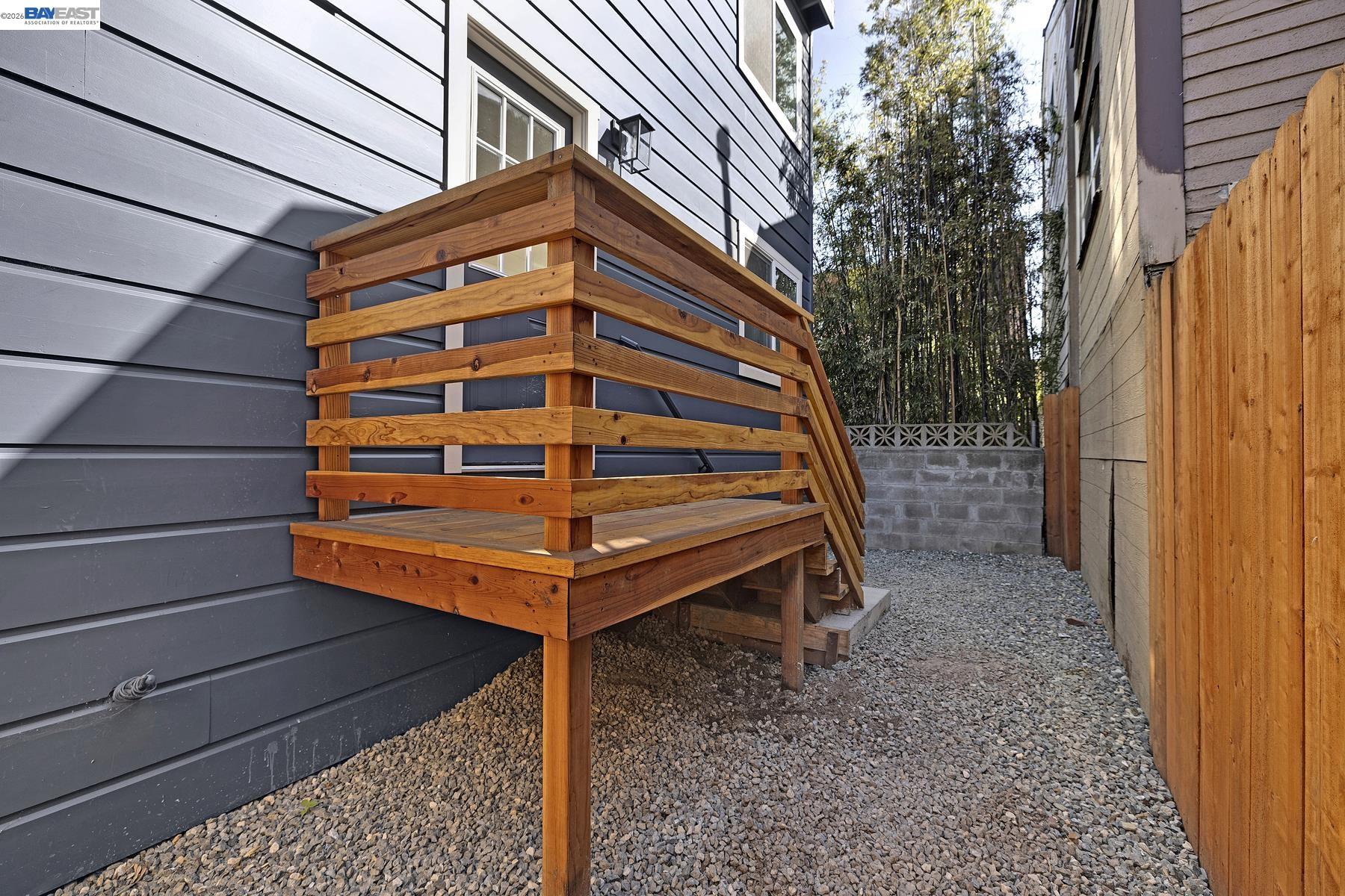 1515 Center Street Oakland, CA 94607 - Photo 5 of 30