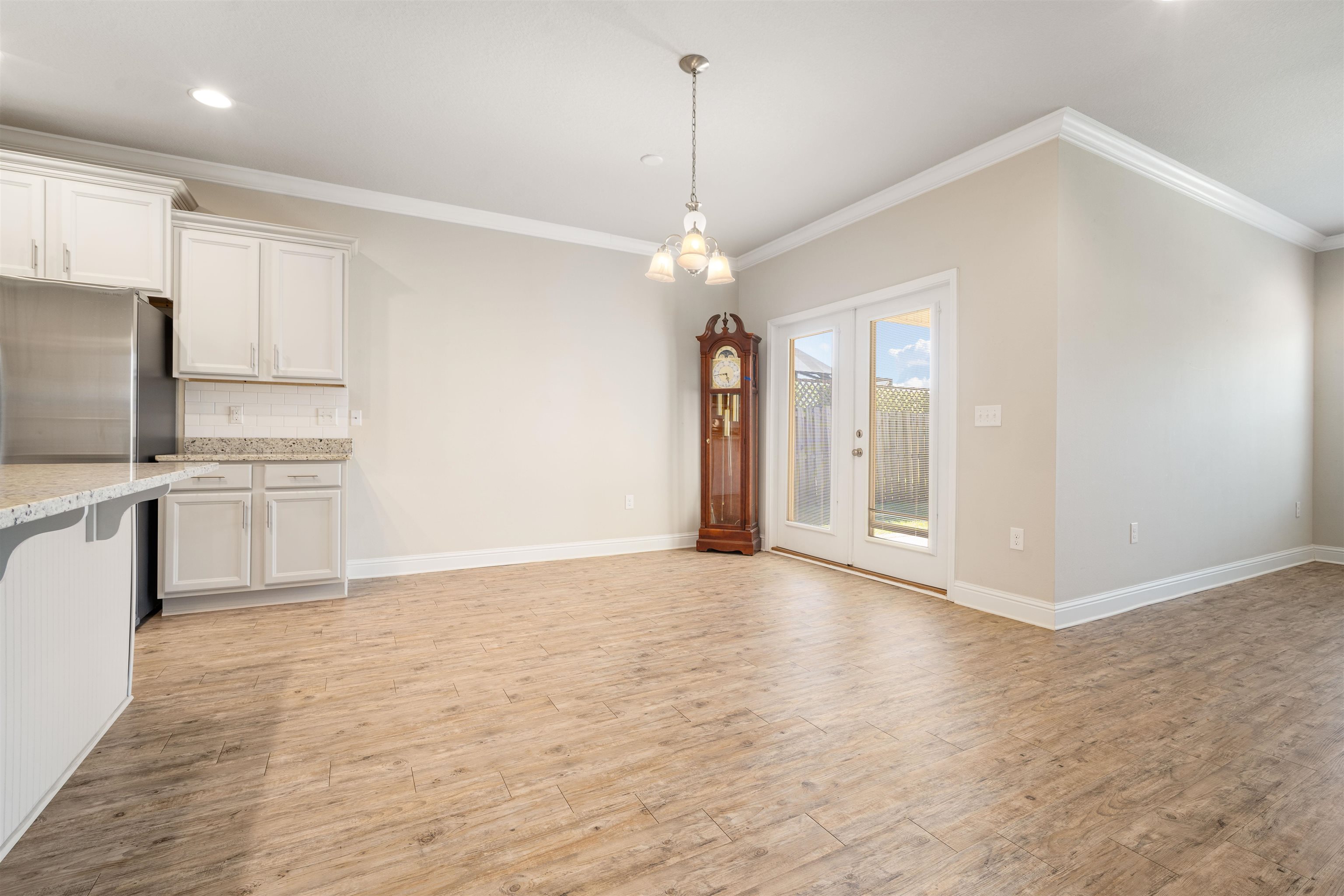 24479 Kipling Court Daphne, AL 36526 - Photo 10 of 41 Kitchen