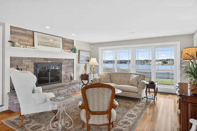 $9,500,000 | 299 Main Street, South Dennis, MA 02660