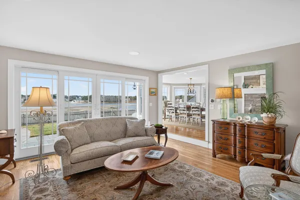 $9,500,000 | 299 Main Street, South Dennis, MA 02660