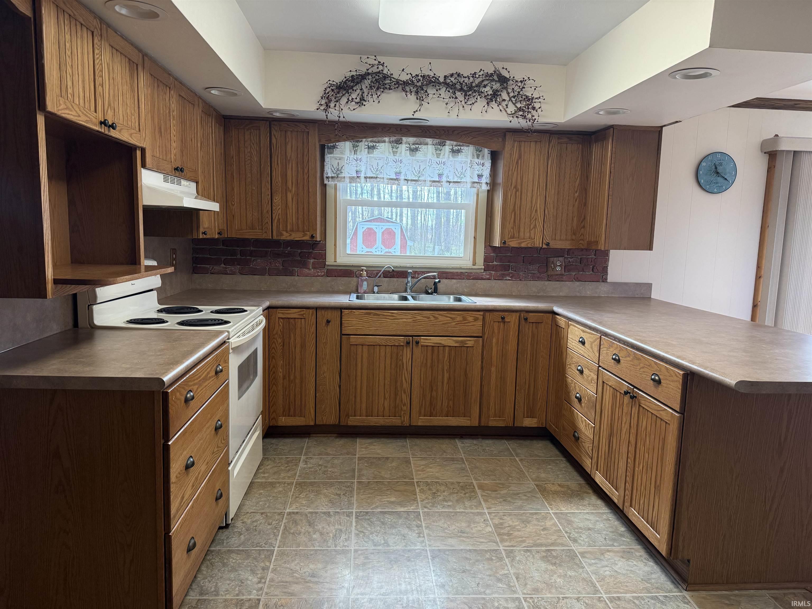 3315 Highway 26 Portland, IN 47371 - Photo 10 of 29