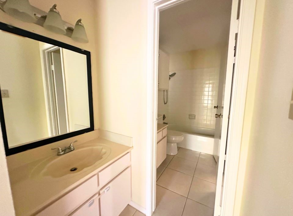 7575 Cambridge Street, Unit 1902 Houston, TX 77054 - Photo 7 of 10