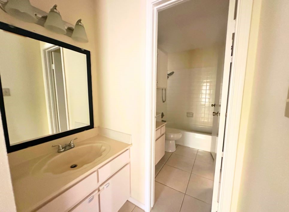 7575 Cambridge Street, Unit 1902 Houston, TX 77054 - Photo 8 of 10