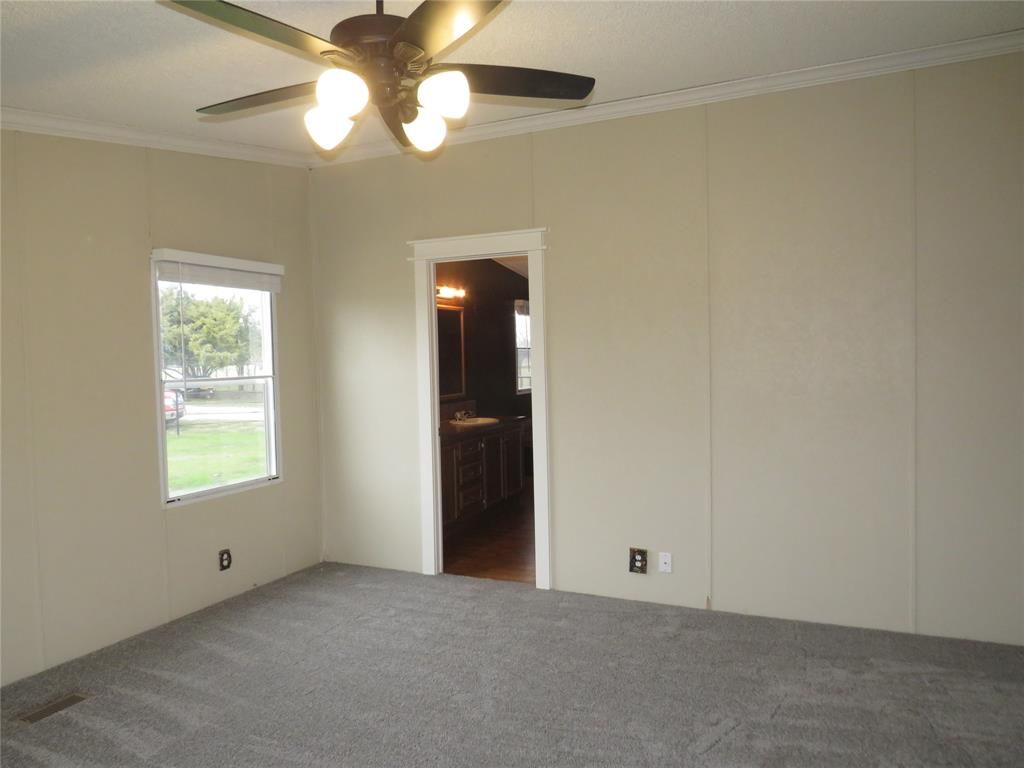 2141 Crocket Sanger, TX 76266 - Photo 13 of 26