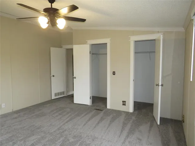 $1,600 | 2141 Crocket, Sanger, TX 76266