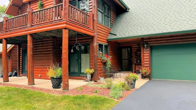 $490,000 | 55 Bowman Road, Unit 318, Wisconsin Dells, WI 53965