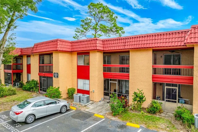 $95,000 | 2860 North Powers Drive, Unit 134, Orlando, FL 32818
