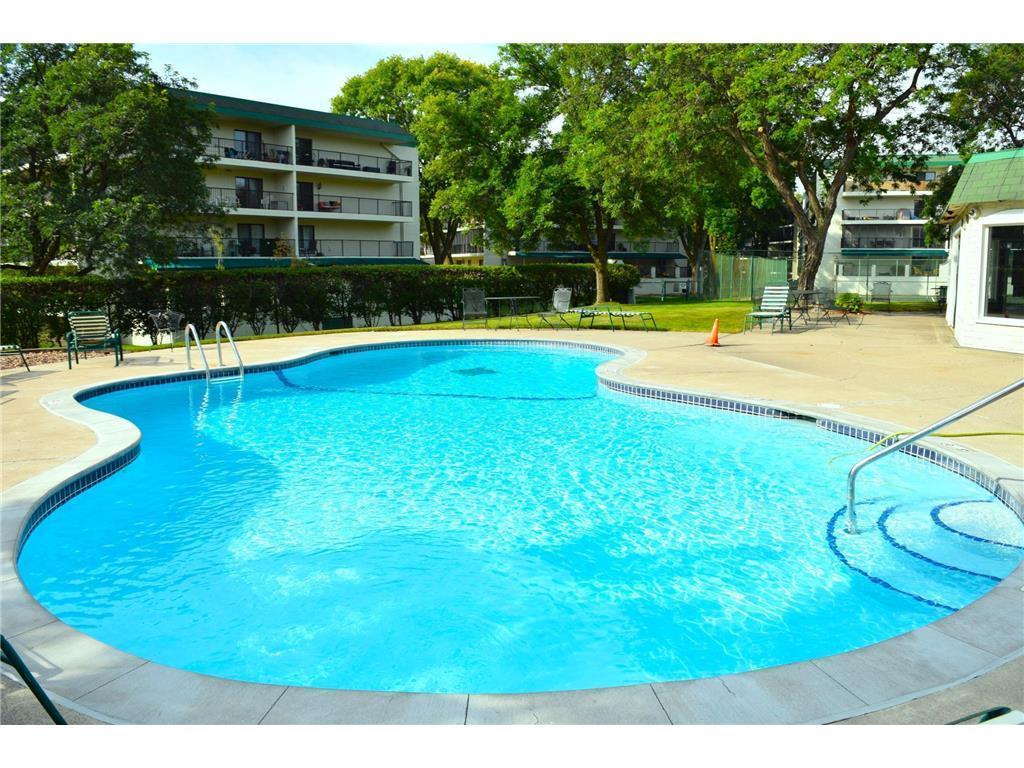 10411 Cedar Lake Road, Unit 213 Minnetonka, MN 55305 - Photo 39 of 46