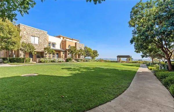 $3,800 | 84 Meridian Drive, Aliso Viejo, CA 92656