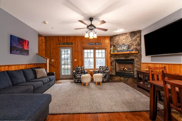 $1,275,000 | 5022 Black Bear Run, Unit 22, Carrabassett Valley, ME 04947