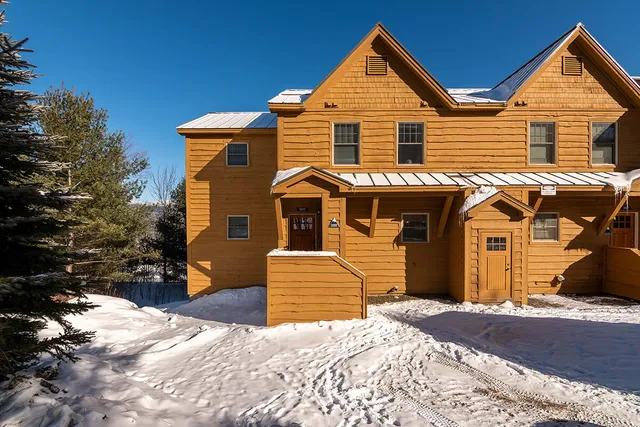 $1,349,000 | 5022 Black Bear Run, Unit 22, Carrabassett Valley, ME 04947