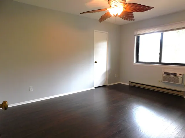 $2,050 | 173 Kennedy Drive, Unit 173, Bridgeport, CT 06606