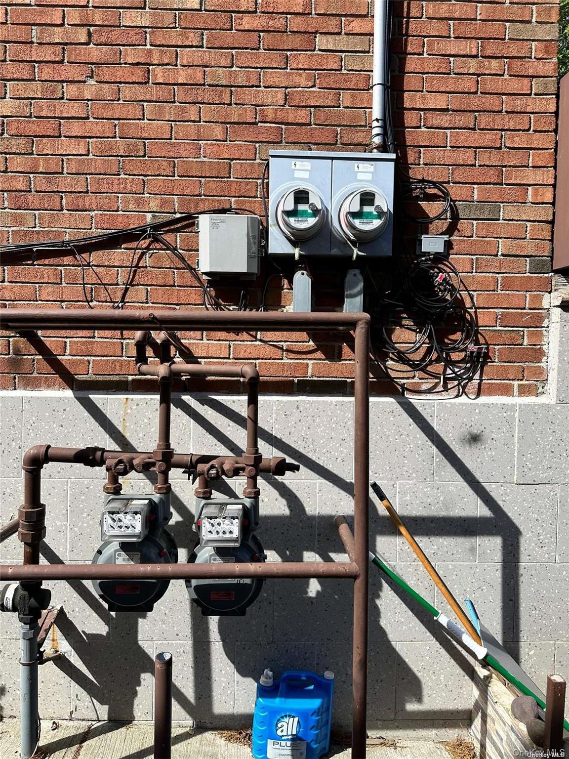 137-42 Geranium Avenue Queens, NY 11355 - Photo 5 of 5