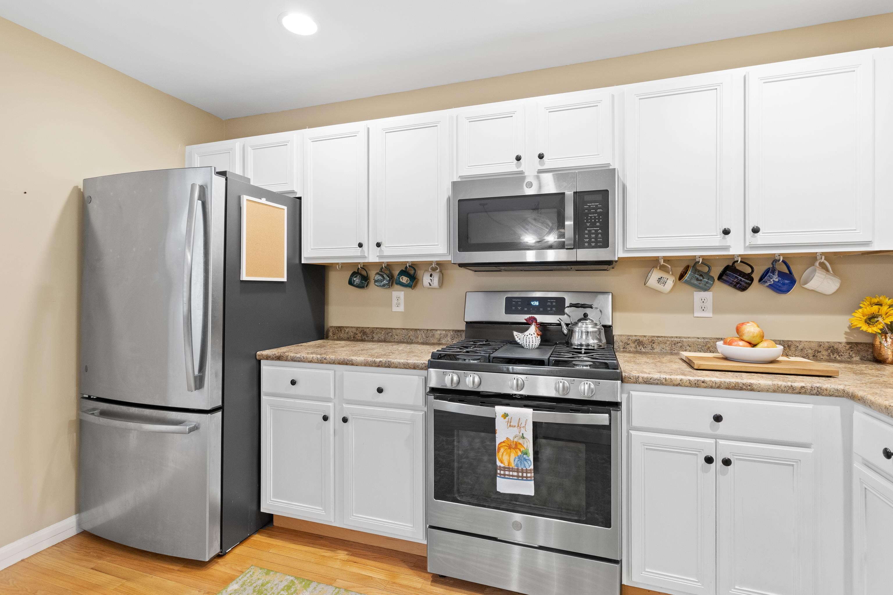 721 Mammoth Road, Unit 9 Manchester, NH 03104 - Photo 24 of 46