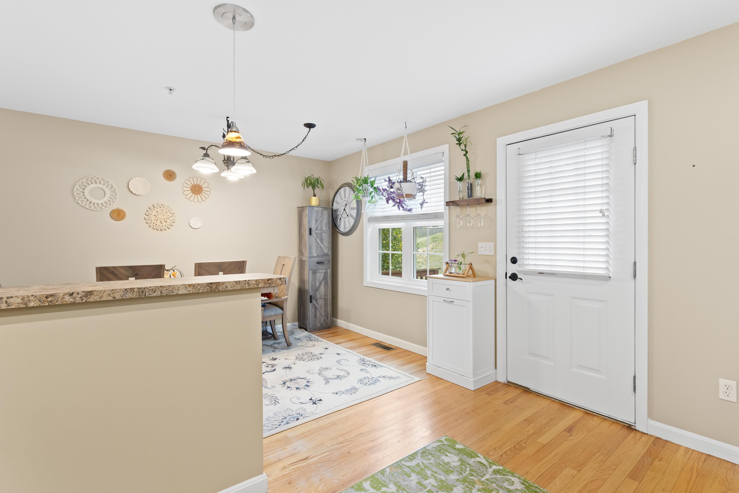 721 Mammoth Road, Unit 9 Manchester, NH 03104 - Photo 26 of 46