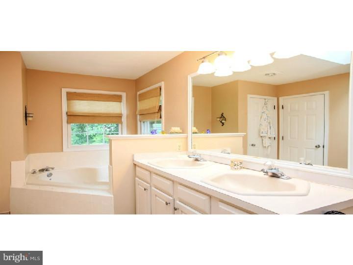 142 Hamilton Road Landenberg, PA 19350 - Photo 15 of 21 Master Bathroom