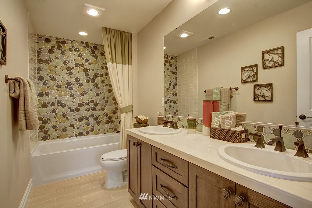 4332 186th Street Southeast Bothell, WA 98012 - Photo 14 of 20