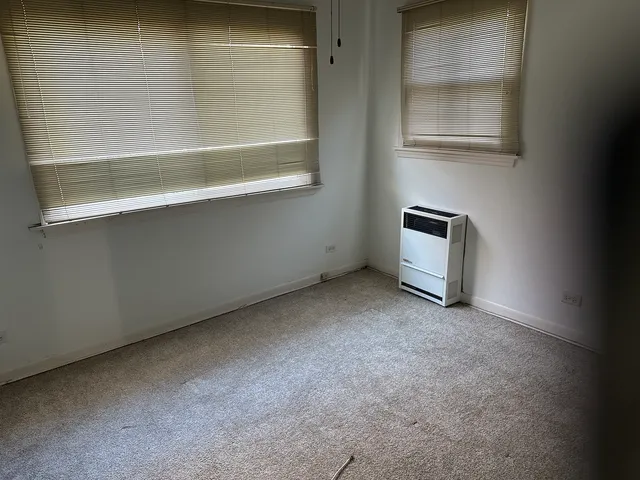 $1,500 | 6204 North Troy Street, Unit 1, Chicago, IL 60659