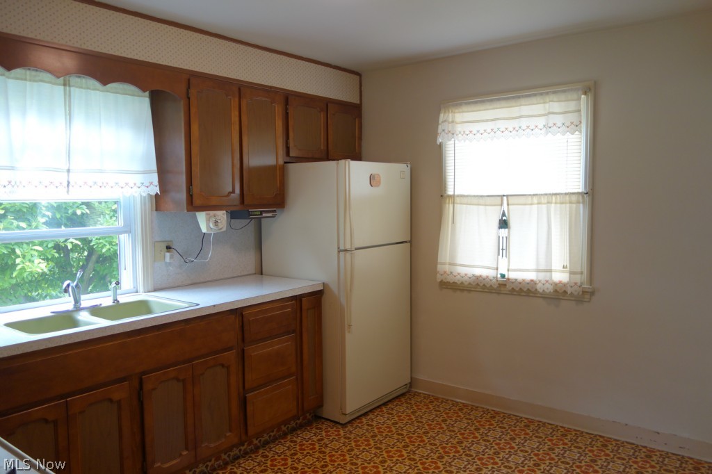 4541 20th Street Northwest Canton, OH 44708 - Photo 3 of 10 Gallery Image 3