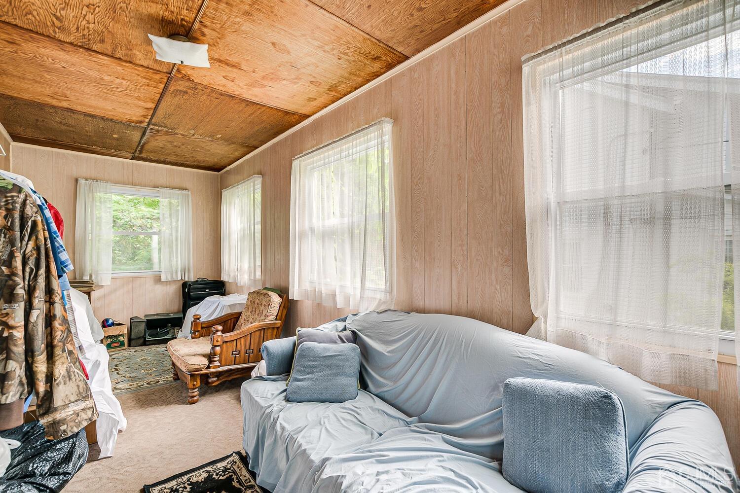 213 Greenbrook Road Green Brook, NJ 08812 - Photo 19 of 26 Gallery Image 19