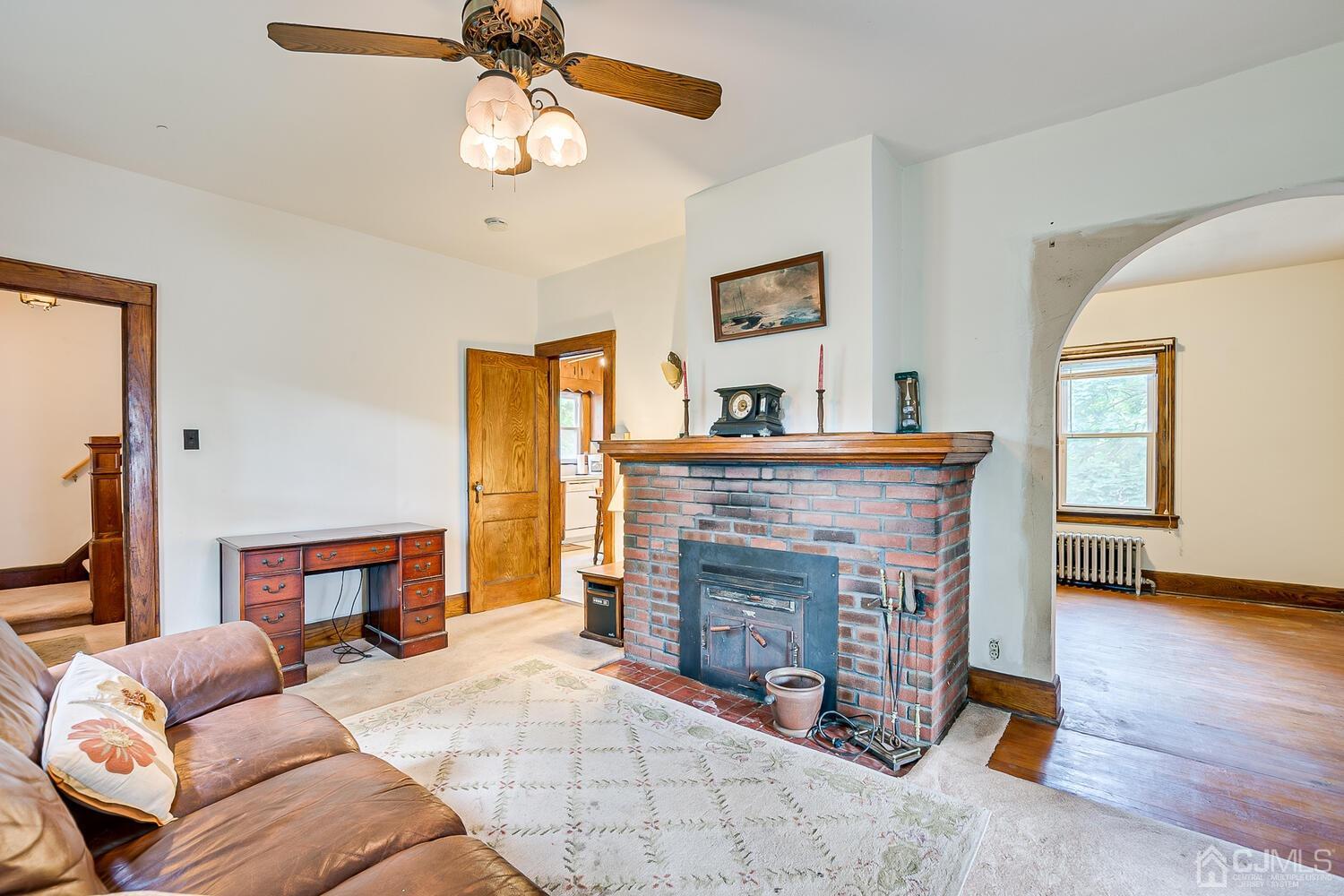 213 Greenbrook Road Green Brook, NJ 08812 - Photo 9 of 26 Gallery Image 9