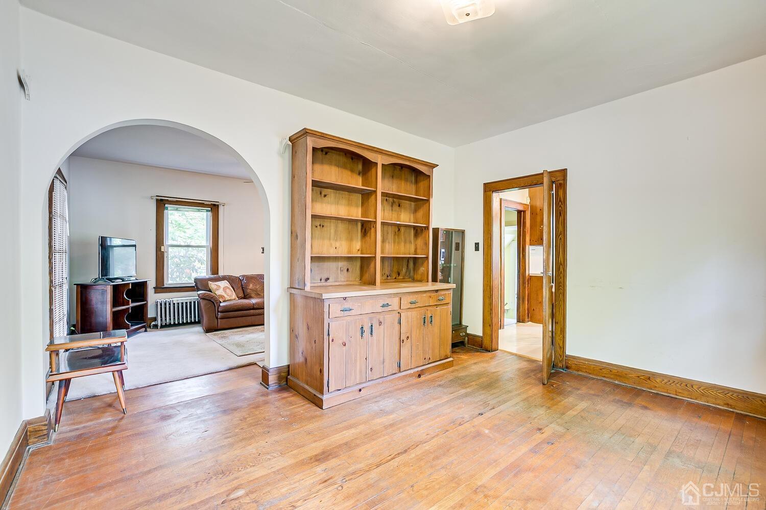 213 Greenbrook Road Green Brook, NJ 08812 - Photo 10 of 26 Gallery Image 10