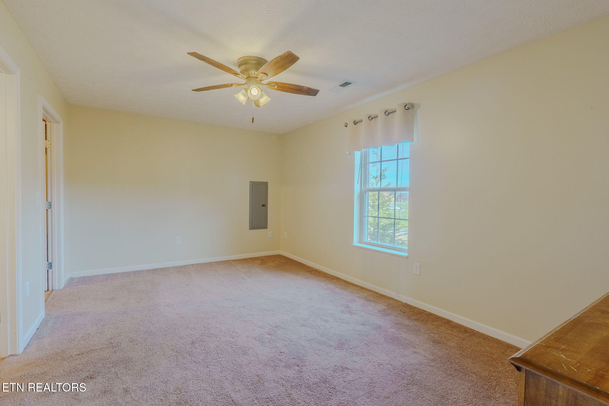 1504 Cloverdale Court Sevierville, TN 37862 - Photo 11 of 18 11-web-or-mls-_DSC1285-HDR