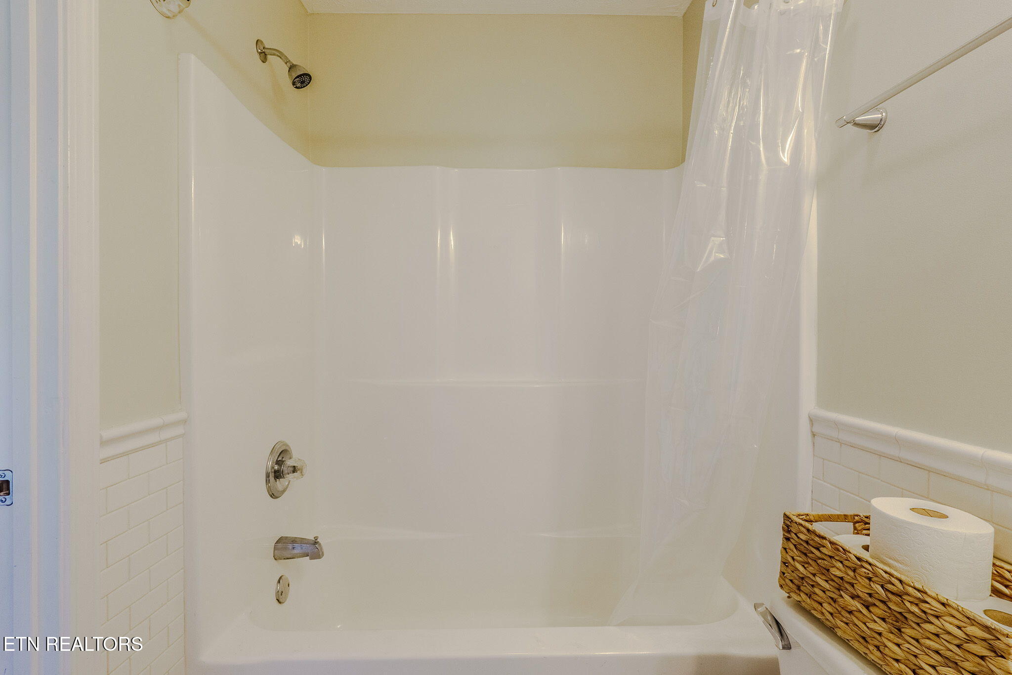 1504 Cloverdale Court Sevierville, TN 37862 - Photo 14 of 18 3-web-or-mls-_DSC1095-HDR