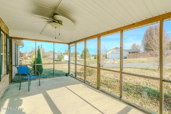 $279,999 | 1504 Cloverdale Court, Sevierville, TN 37862