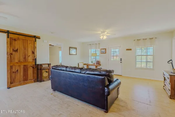 $279,999 | 1504 Cloverdale Court, Sevierville, TN 37862