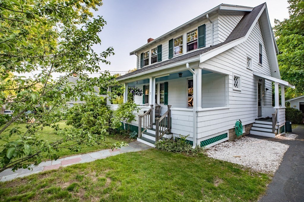 7 Meadowview Road Hingham, MA 02043 - Photo 2 of 38