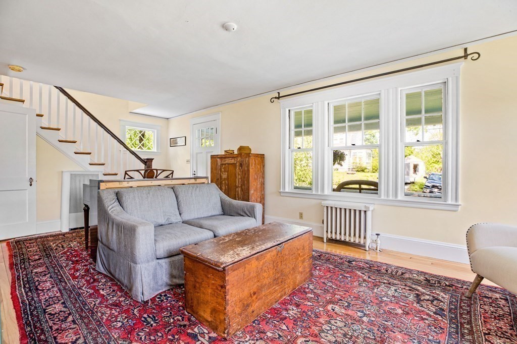 7 Meadowview Road Hingham, MA 02043 - Photo 8 of 38