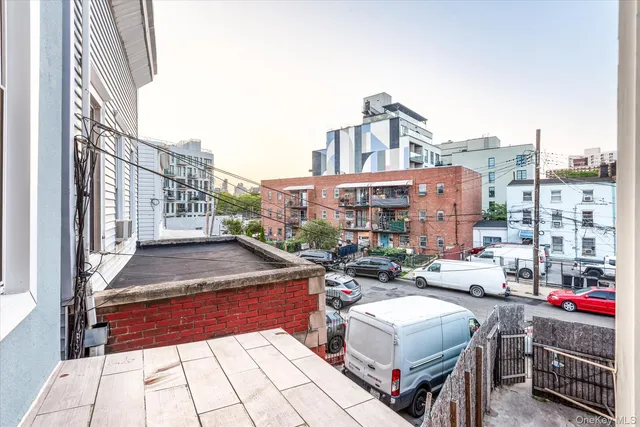 $799,999 | 11-42 Welling Court | Astoria