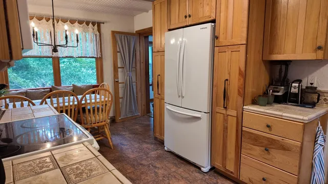 $899,000 | 9913 Alba Road, Ben Lomond, CA 95005