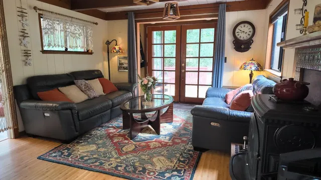 $899,000 | 9913 Alba Road, Ben Lomond, CA 95005