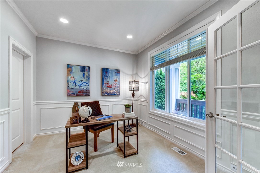 20903 Pioneer Way Edmonds, WA 98026 - Photo 2 of 21 a workspace with furniture and a window