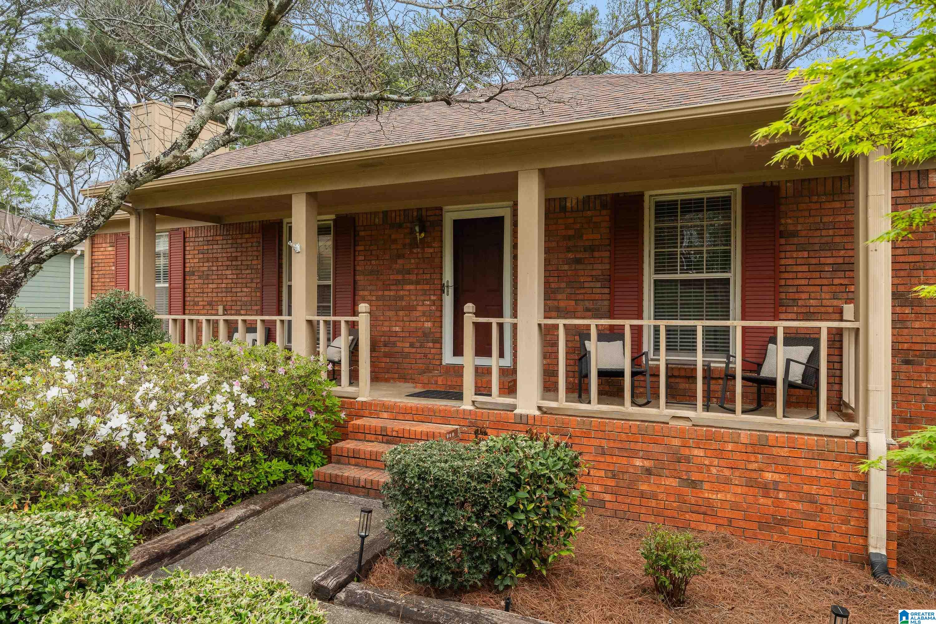 21 Shades Crest Road Hoover, AL 35226 - Photo 3 of 42 Gallery Image 3
