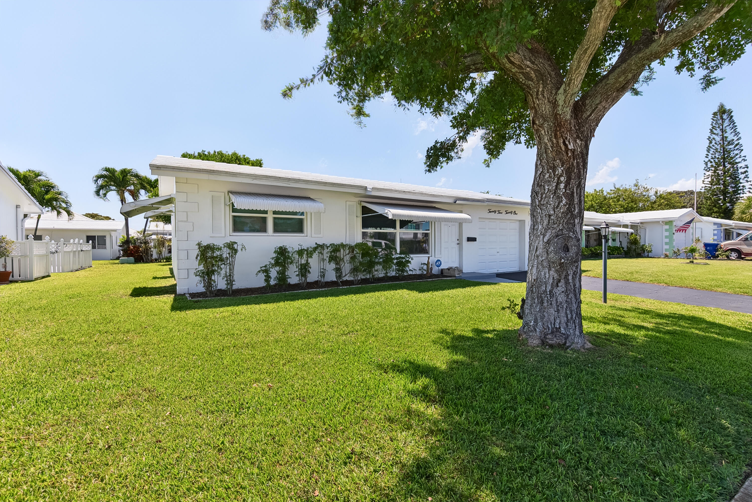 2521 North Cypress Road Pompano Beach, FL 33064 - Photo 3 of 37 cowen-33