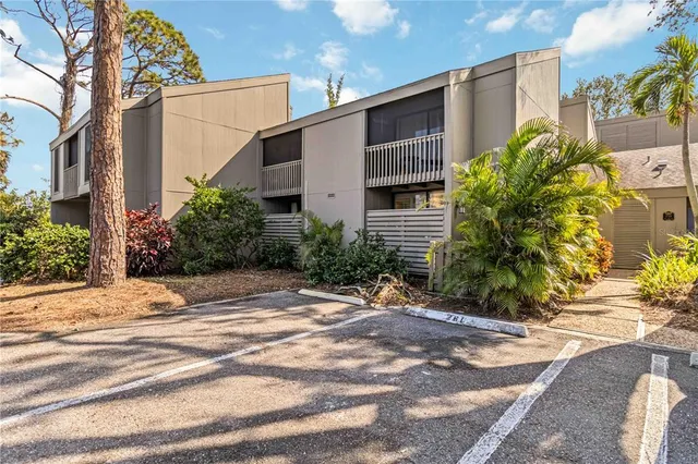 $279,000 | 761 Pine Run Drive, Unit 761, Osprey, FL 34229