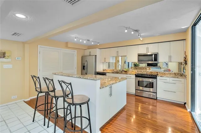 $279,000 | 761 Pine Run Drive, Unit 761, Osprey, FL 34229